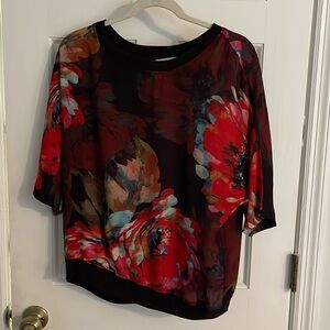 Trina Turk L floral chiffon tshirt